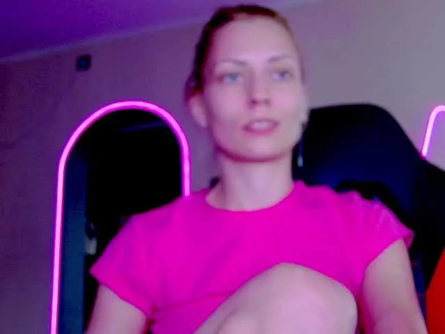 AmyBelmontt – webcam model profile photo Image 2