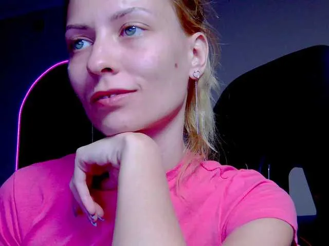 AmyBelmontt – webcam model profile photo Image 5