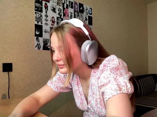 CassieGil – webcam model profile photo Image 2