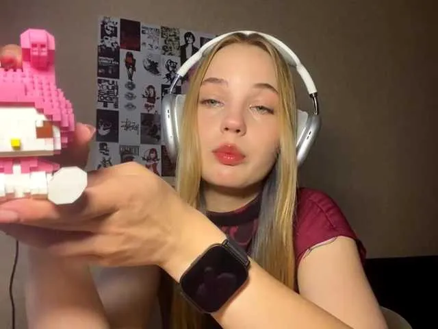 CassieGil – webcam model profile photo Image 3