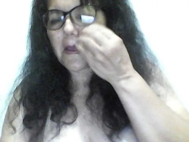 SkyLumen – webcam model profile photo Image 5