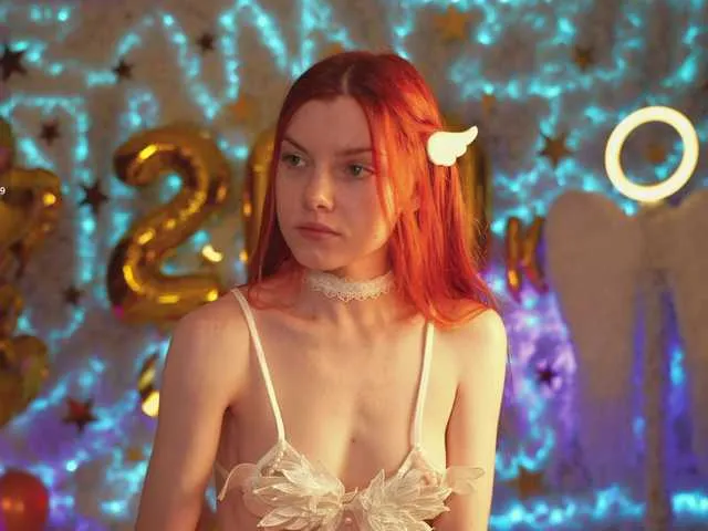 CassieGil – webcam model profile photo Image 14