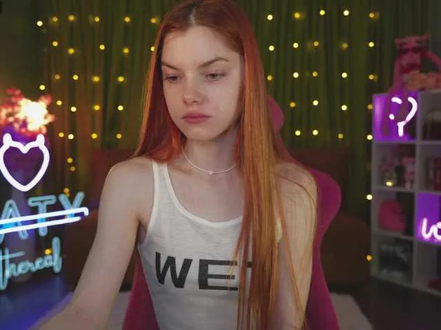 CassieGil – webcam model profile photo Image 3