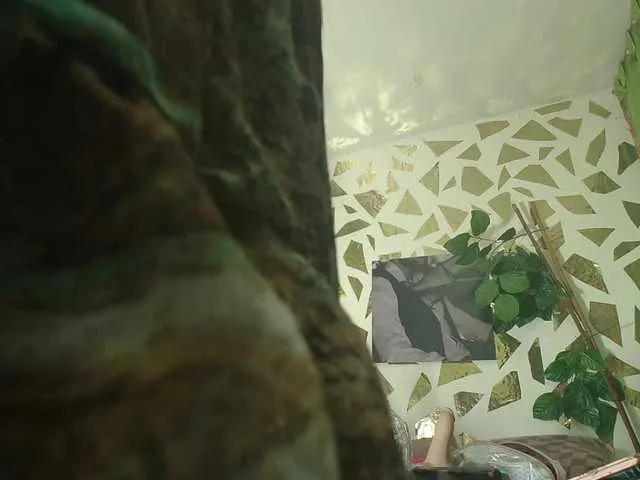 CassieGil – webcam model profile photo Image 5