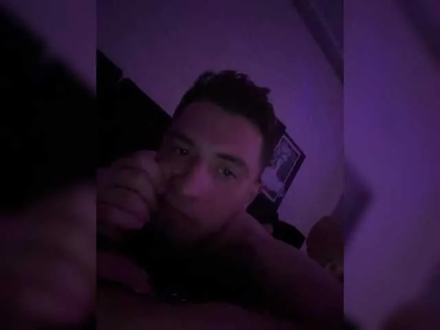 MariellaSun_ – webcam model profile photo Image 2