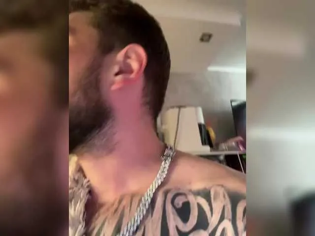 MariellaSun_ – webcam model profile photo Image 5