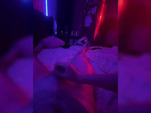 MariellaSun_ – webcam model profile photo Image 9