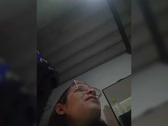 SkyLumen – webcam model profile photo Image 14