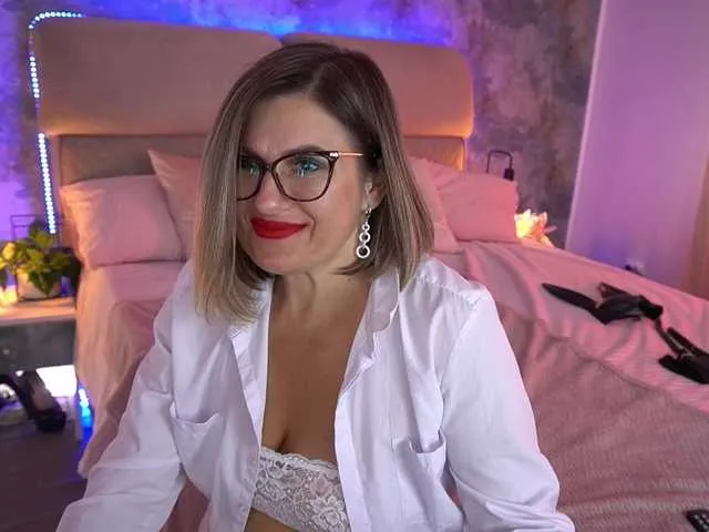 AmyBelmontt – webcam model profile photo Image 17