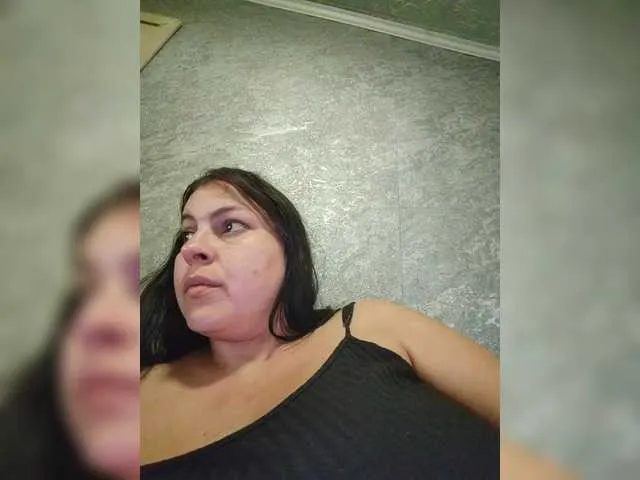 CassieGil – webcam model profile photo Image 12