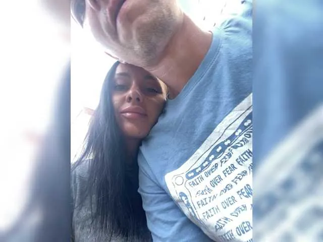 ElianaGarcia – webcam model profile photo Image 5