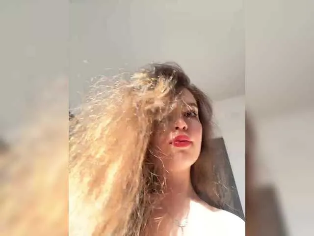 AmyBelmontt – webcam model profile photo Image 19