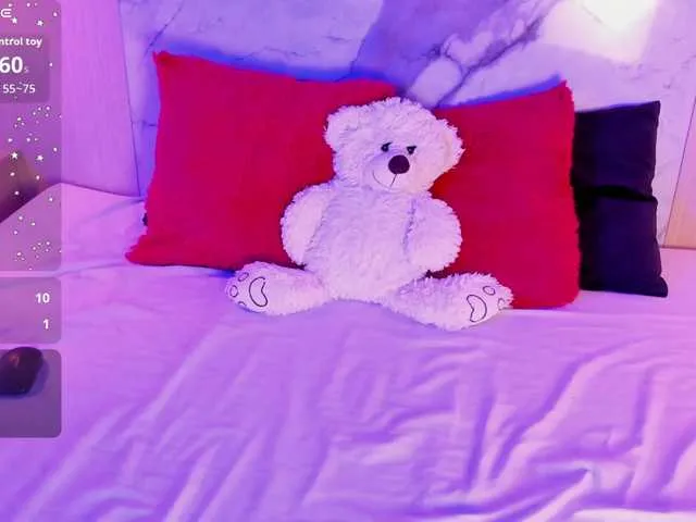 nicdani_1 – webcam model profile photo Image 16