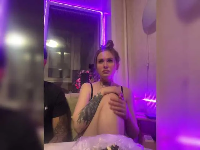 AmyBelmontt – webcam model profile photo Image 7