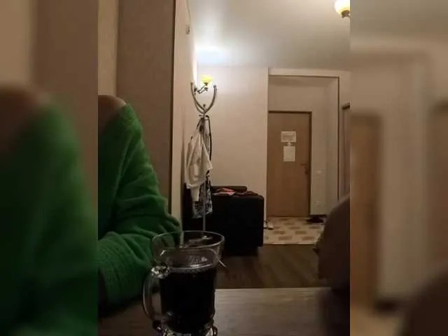 glamorous_ggh – webcam model profile photo Image 17