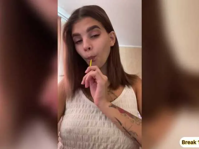 CassieGil – webcam model profile photo Image 6