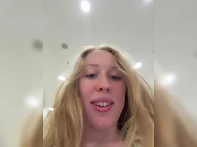 Goddess_sneha – webcam model profile photo Image 11