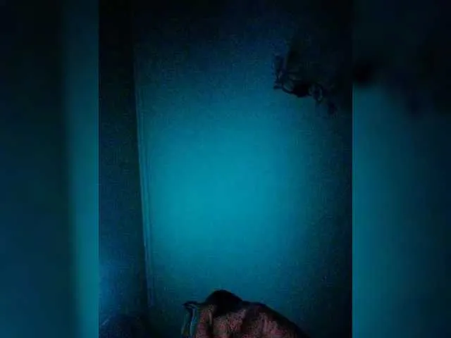 JuliaQuinn – webcam model profile photo Image 12