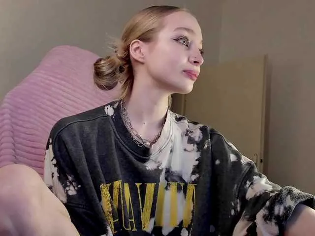 GreciaMorgan – webcam model profile photo Image 5