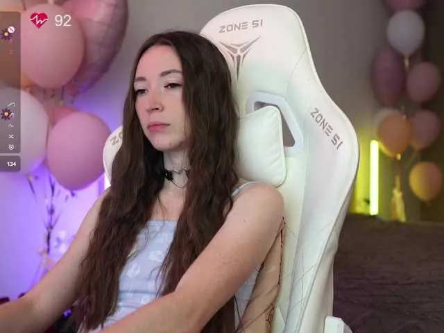 AmyBelmontt – webcam model profile photo Image 7