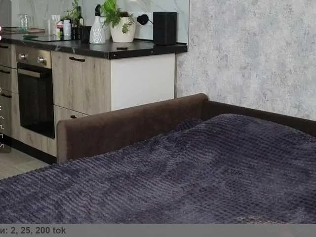 PrincessSnowAngel – webcam model profile photo Image 12