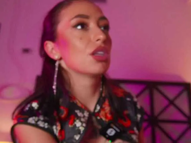 SkyLumen – webcam model profile photo Image 17