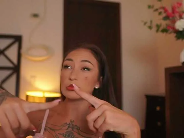 SkyLumen – webcam model profile photo Image 5