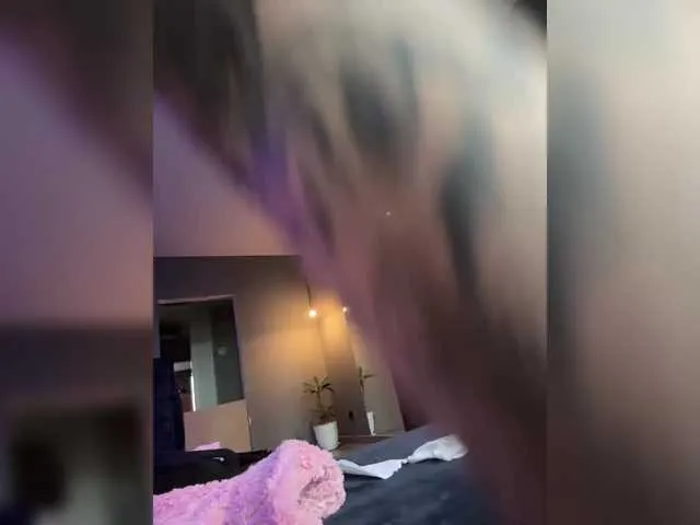 Alikams – webcam model profile photo Image 17