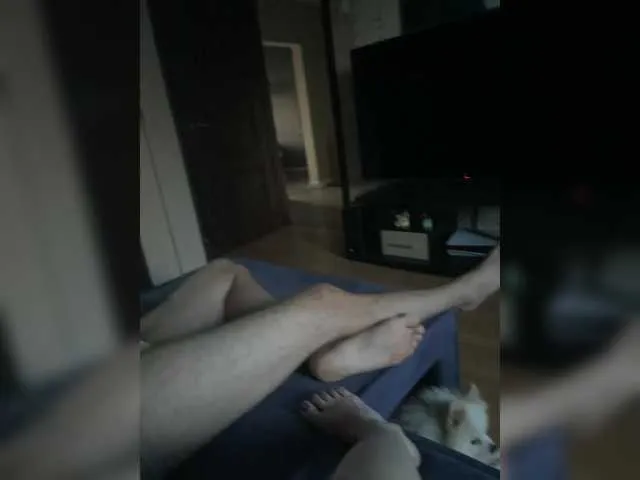 Alikams – webcam model profile photo Image 7