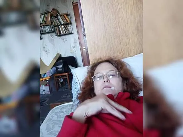 CassieGil – webcam model profile photo Image 15