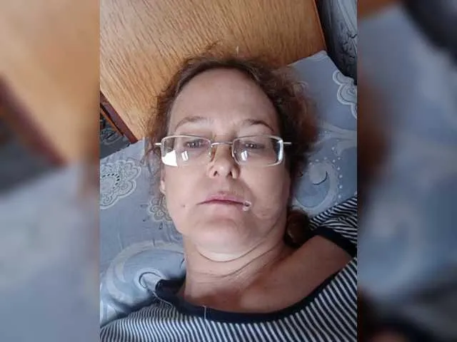 CassieGil – webcam model profile photo Image 16