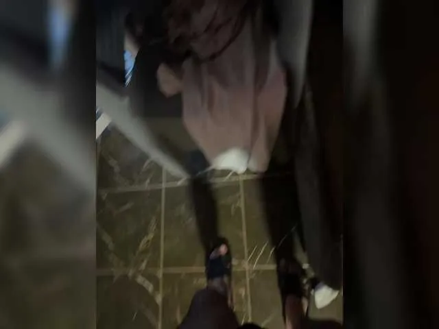 SkyLumen – webcam model profile photo Image 10