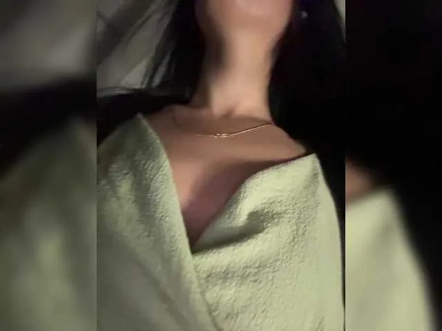 Leylah_Linda – webcam model profile photo Image 8