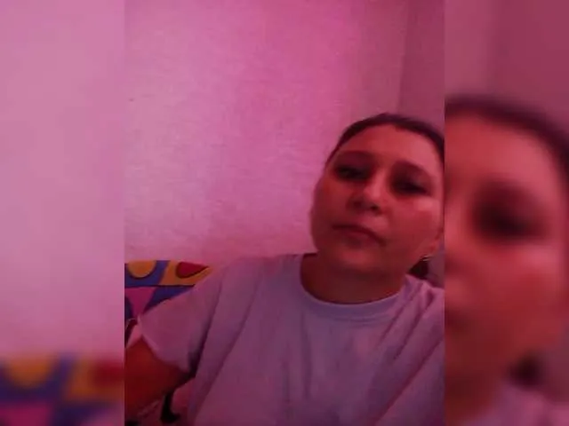 SamaraSin – webcam model profile photo Image 4