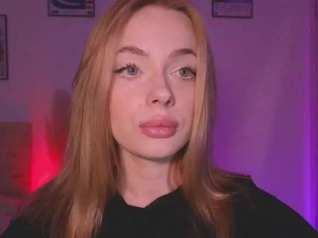 CassieGil – webcam model profile photo Image 3