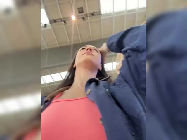 AmyBelmontt – webcam model profile photo Image 13