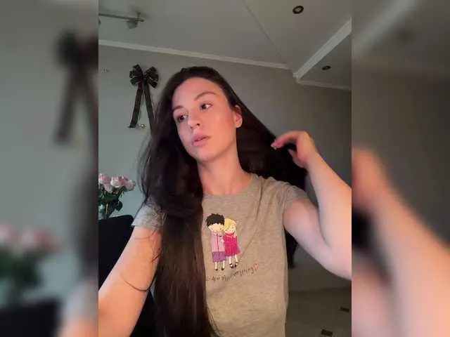 AmyBelmontt – webcam model profile photo Image 4