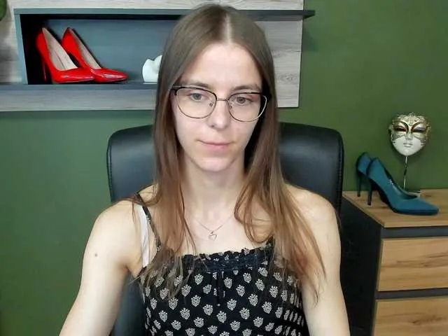 AmyBelmontt – webcam model profile photo Image 13