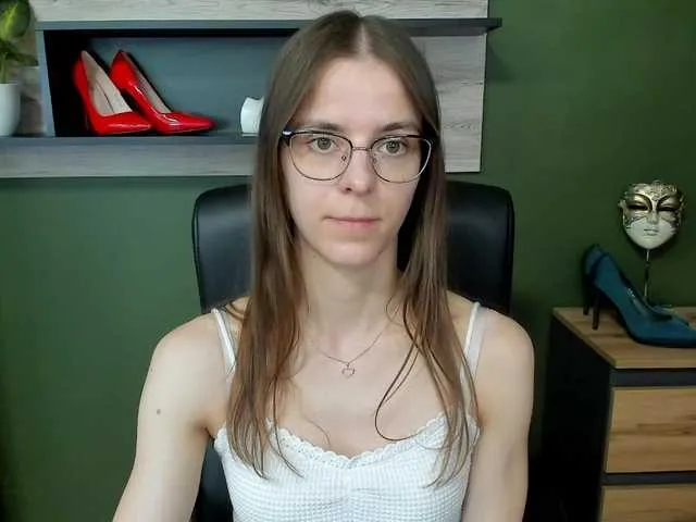 AmyBelmontt – webcam model profile photo Image 16