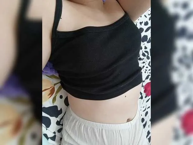 _linda_milk_ – webcam model profile photo Image 3