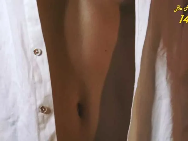 AmyBelmontt – webcam model profile photo Image 12