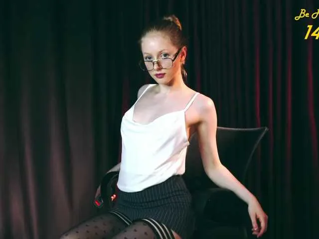 AmyBelmontt – webcam model profile photo Image 13