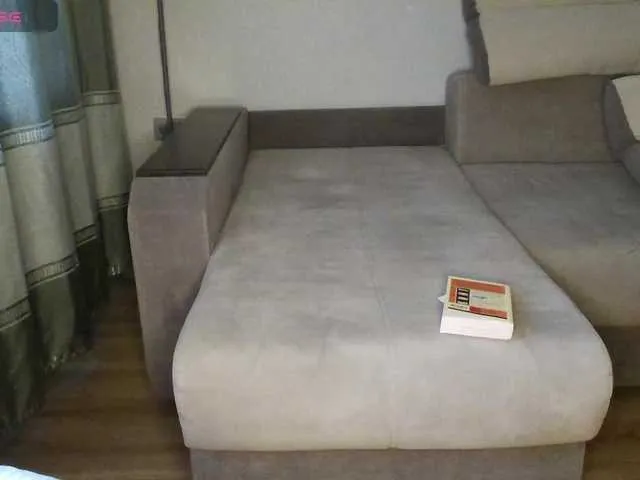 CassieGil – webcam model profile photo Image 5