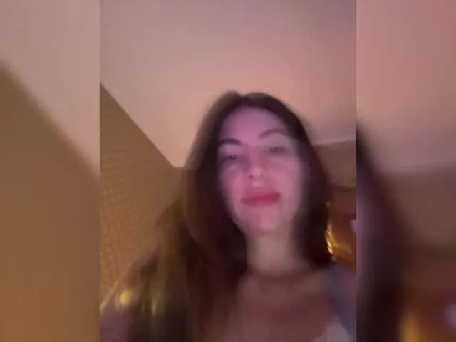 AmyBelmontt – webcam model profile photo Image 12