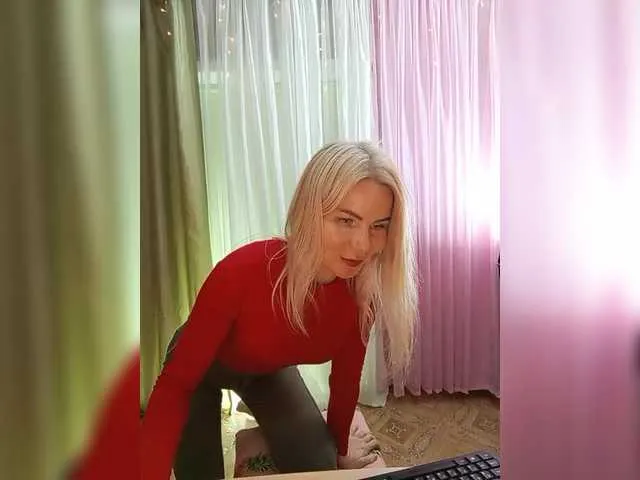 AmyBelmontt – webcam model profile photo Image 5