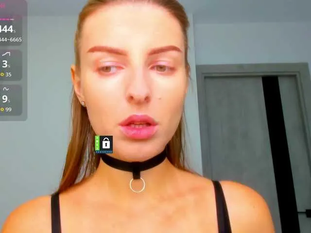 youyou-2025 – webcam model profile photo Image 15