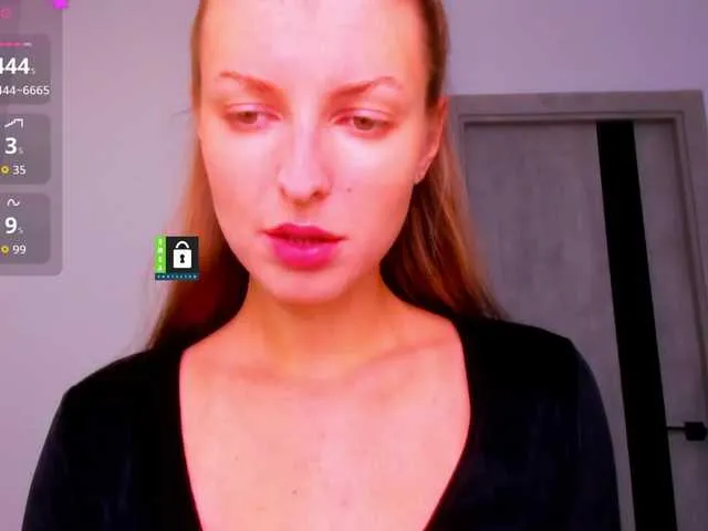 youyou-2025 – webcam model profile photo Image 17