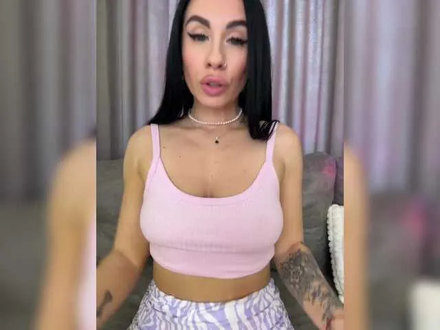 Akiravega – webcam model profile photo Image 15