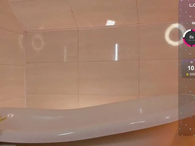 CassieGil – webcam model profile photo Image 9