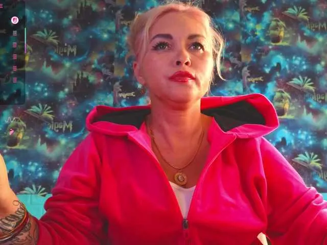 CassieGil – webcam model profile photo Image 17